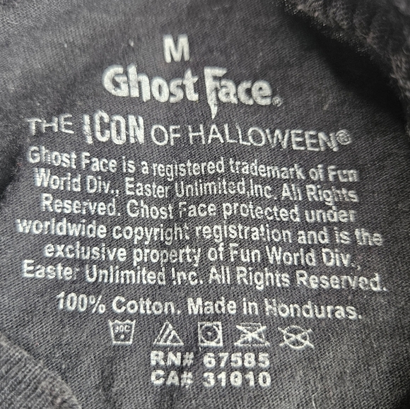 HALLOWEEN Ghost Face Graphic Tee Size Medium - Picture 8 of 8